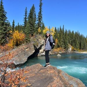 Meet your Posher, Jennifer